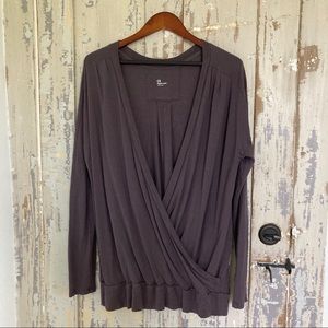 GapBodyFit Wrap Shirt